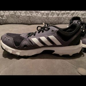 Purple Adidas Cloudfoam shoes in mint condition!! Only worn about 4 times indoor